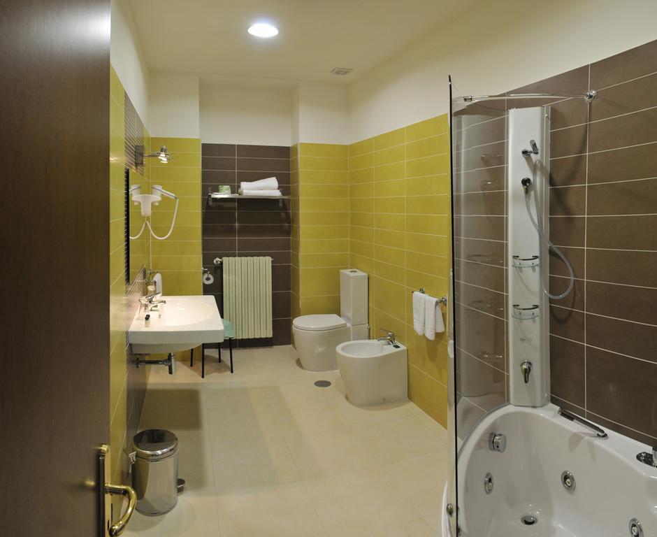 Grand Hotel Italiano Benevento Phòng bức ảnh