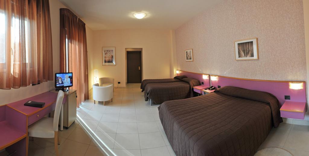 Grand Hotel Italiano Benevento Phòng bức ảnh